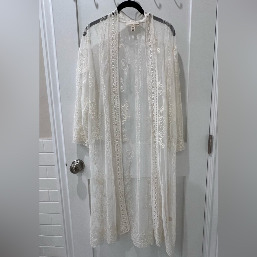 Andersen & Lauth Lace Kimono from Anthropologie
